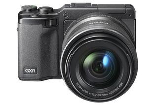RICOH LENS A16 24-85mm F3.5-5.5 camera unit