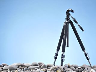 Slik Pro 500DX Complete review