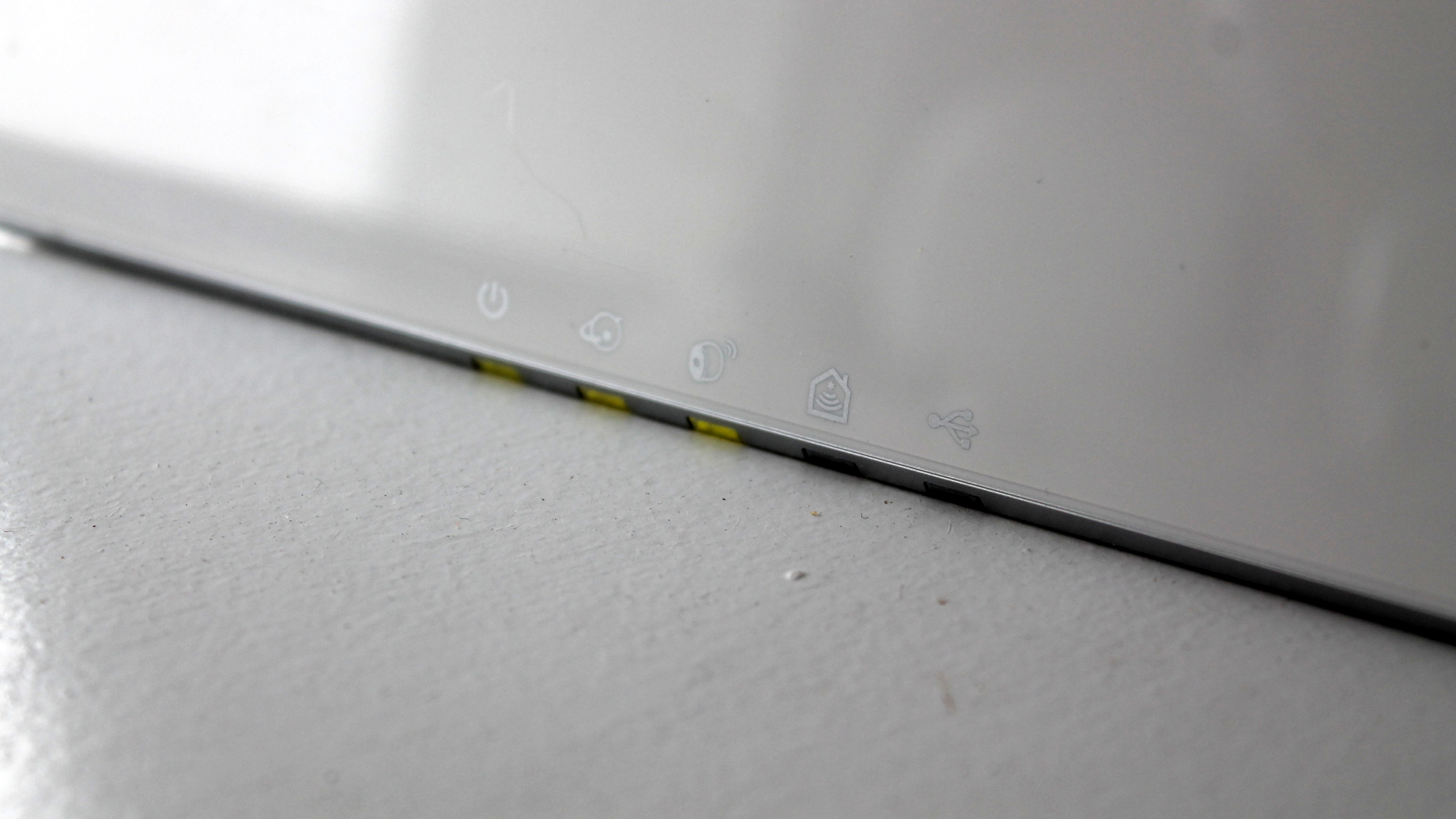 LED