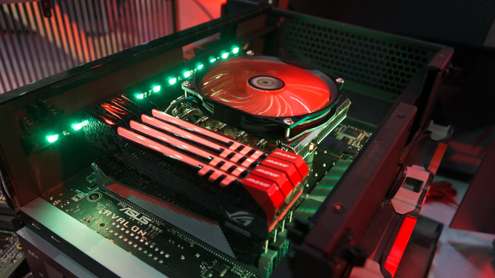 PC building goes modular to eliminate the cons
