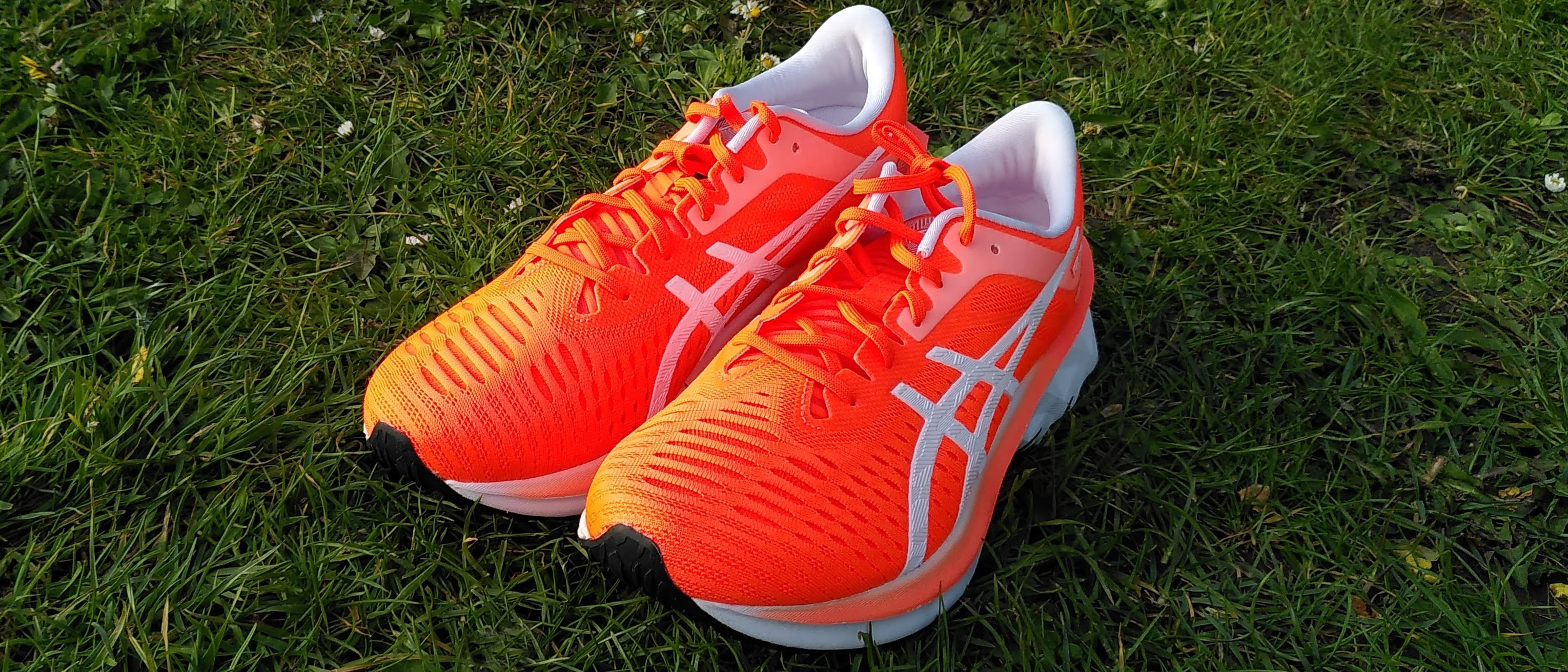 Asics Novablast Tokyo
