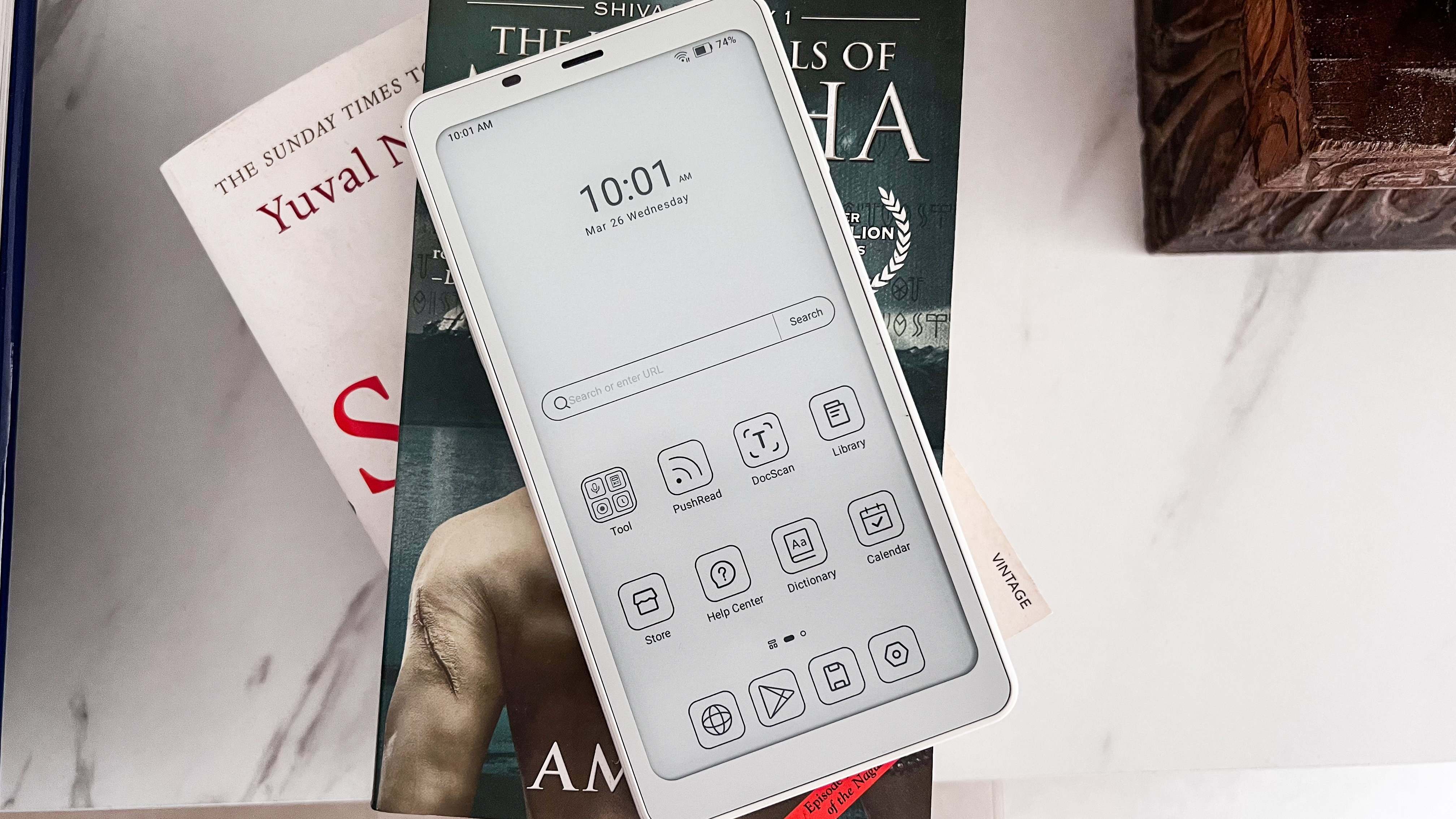 The home screen on the Onyx Boox Palma 2