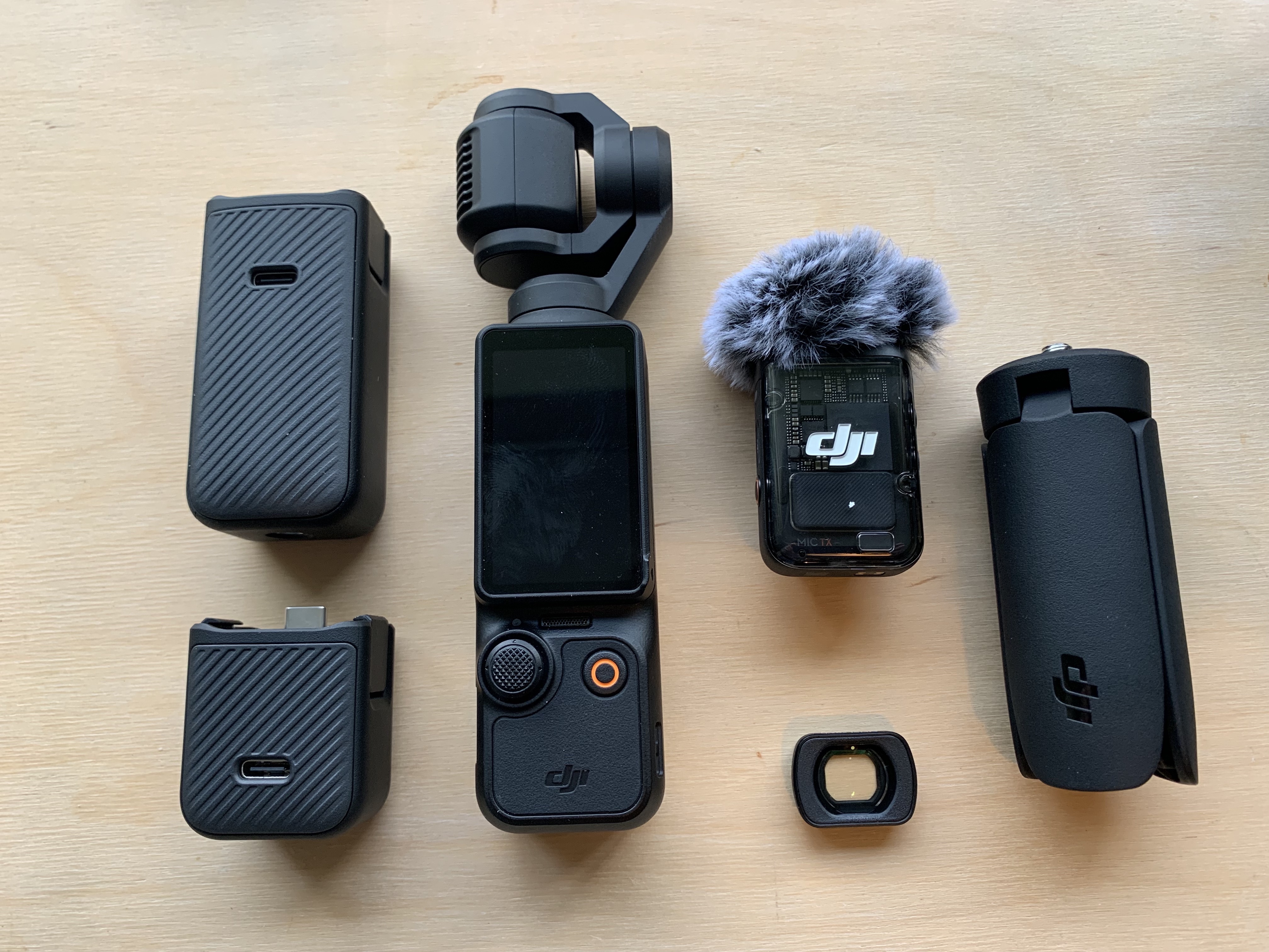 DJI Osmo Pocket 3 Creator Combo