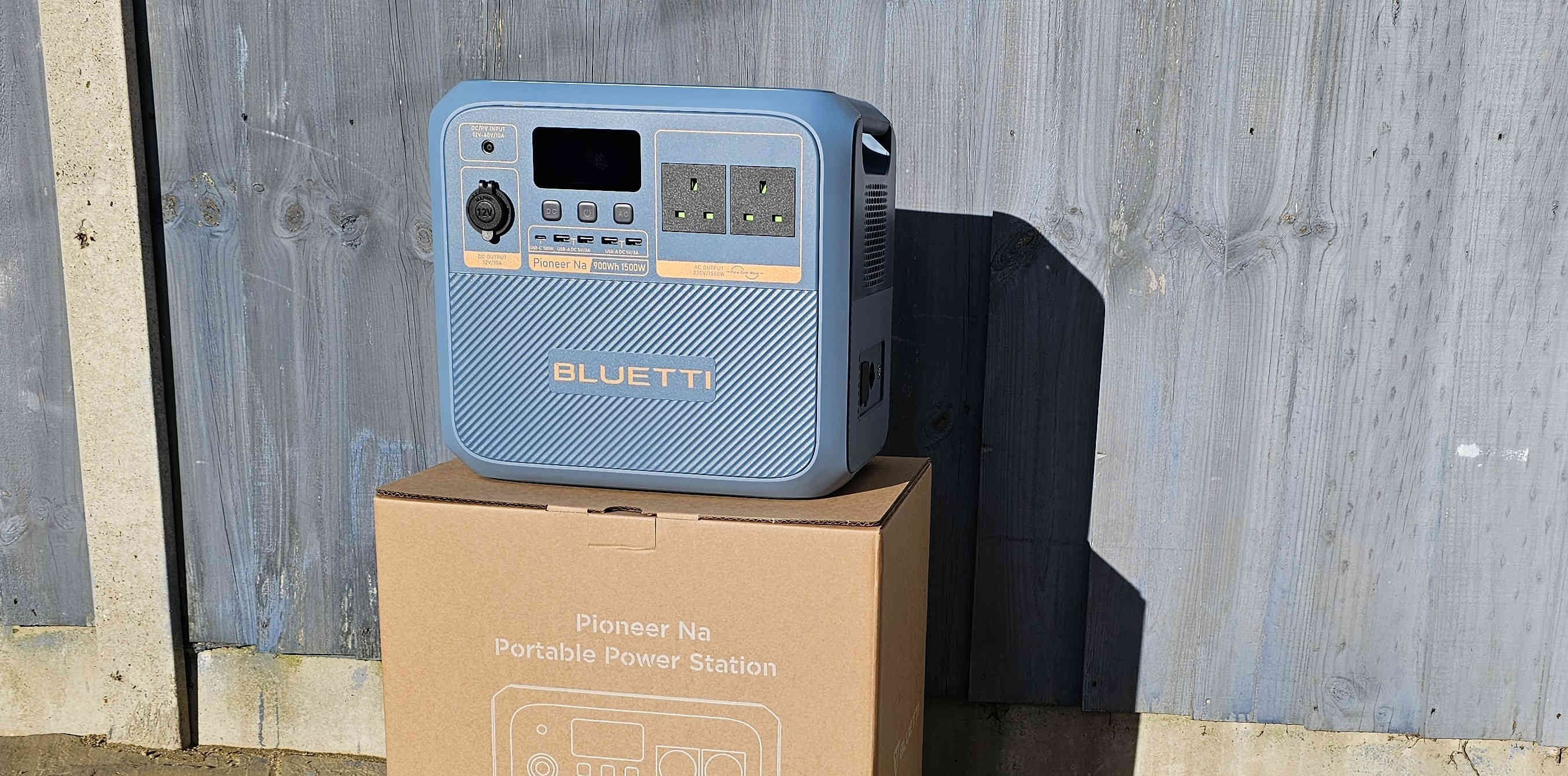 Bluetti Pioneer Na 1