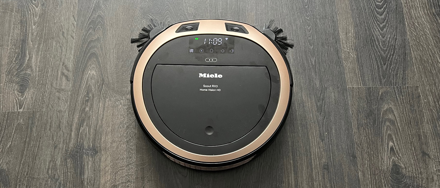 The top of the Miele Scout RX3 Vision HD