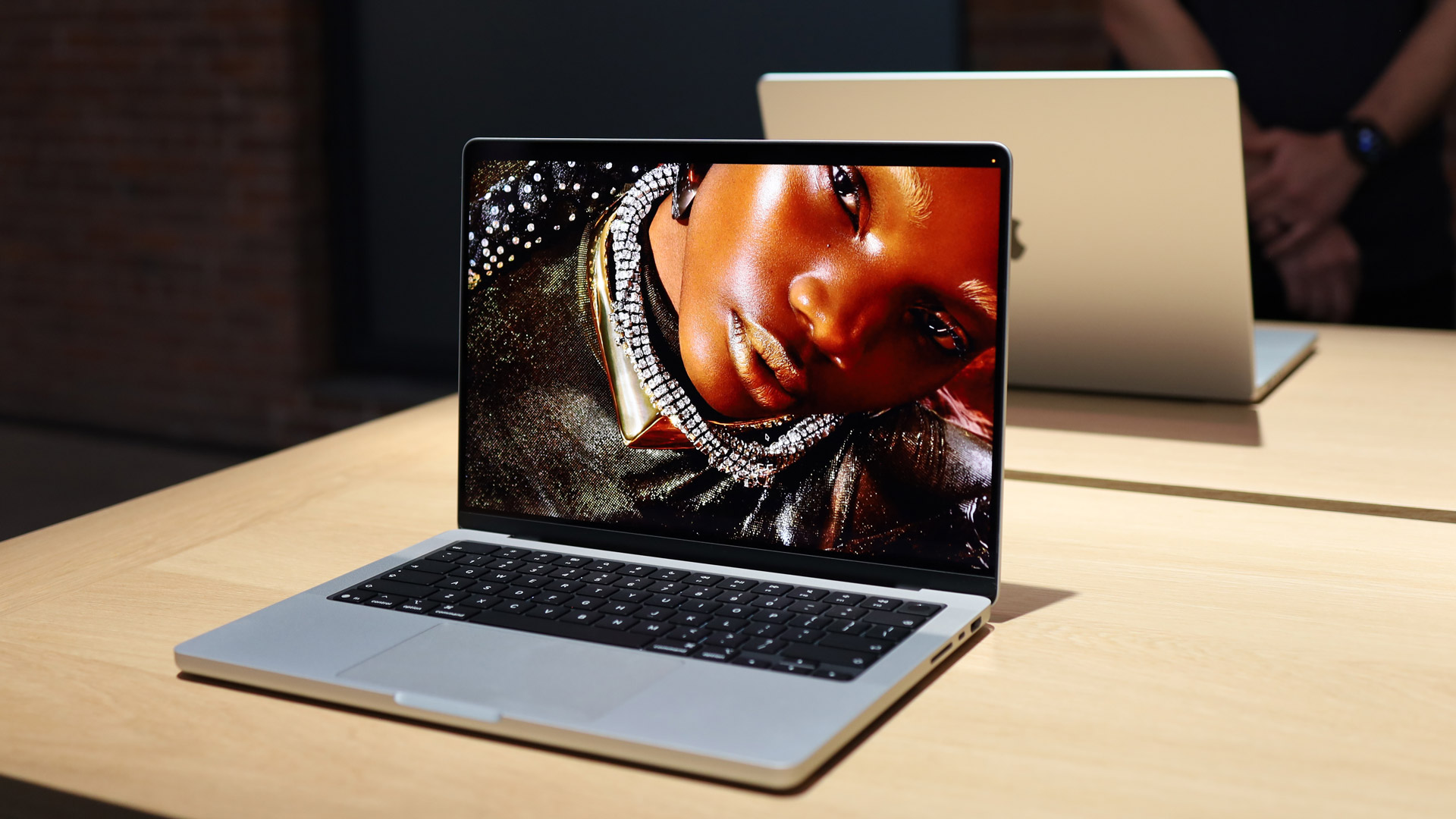 MacBook Pro M5 Pro hands on