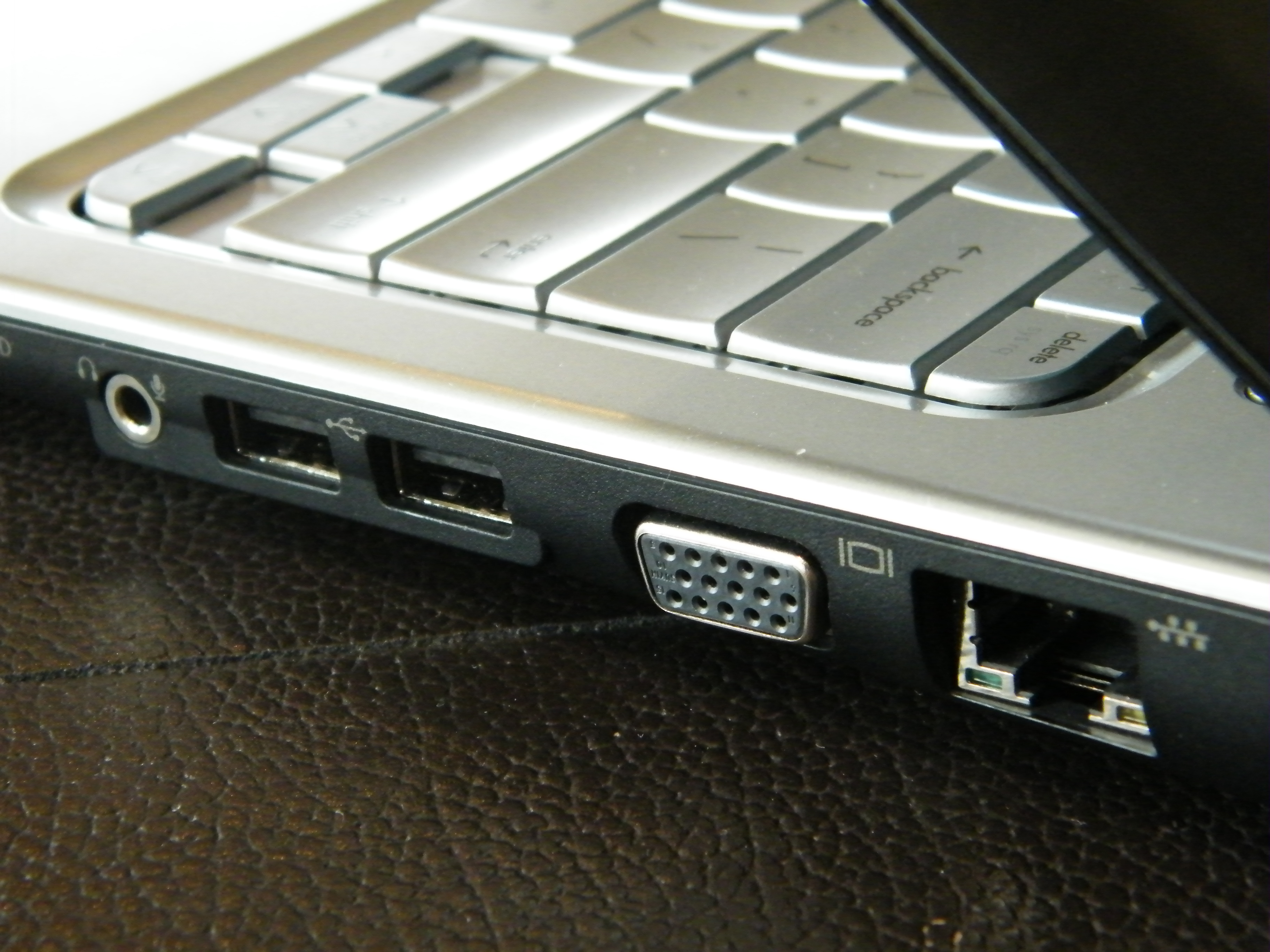 HP mini 311