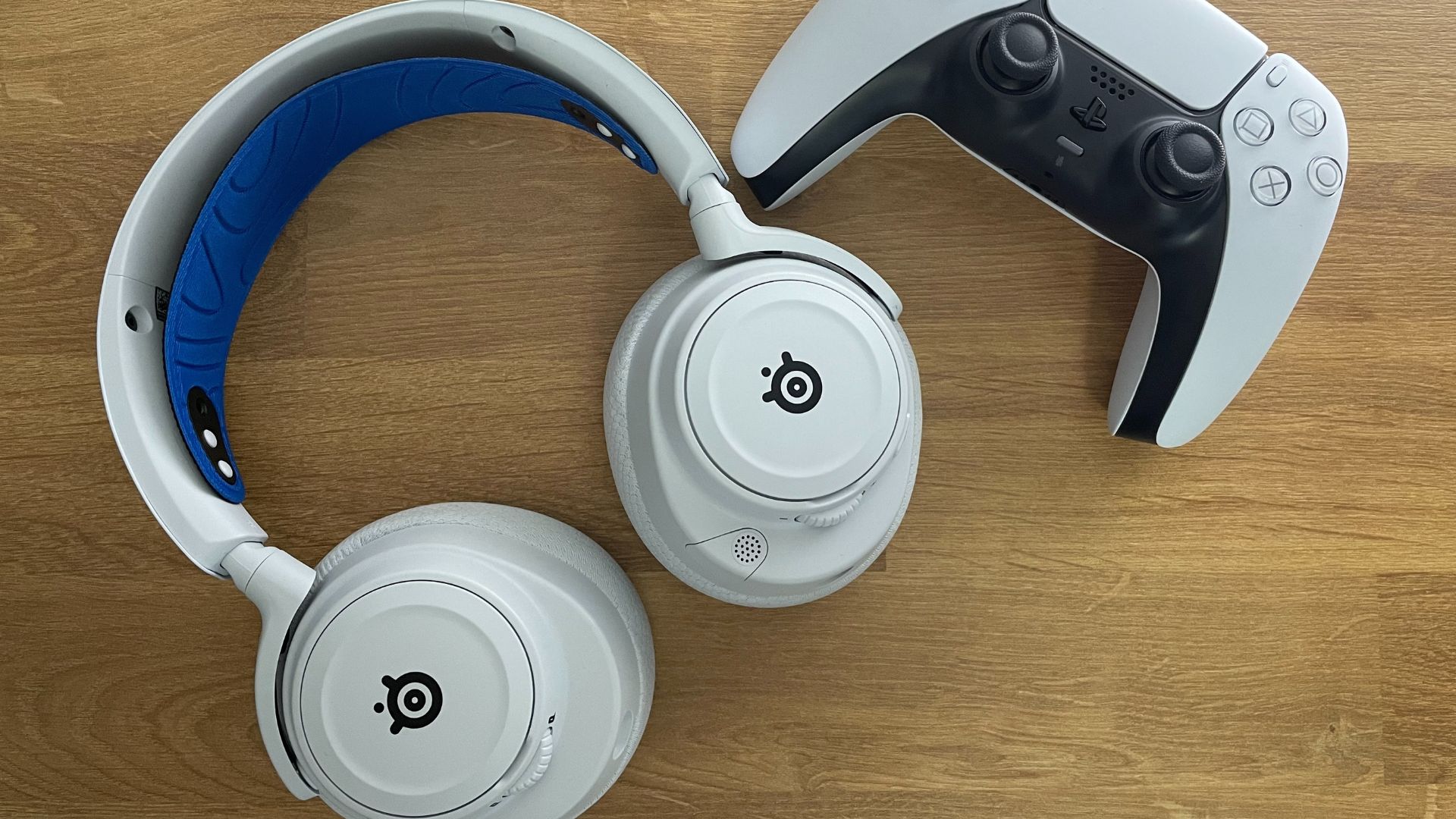 SteelSeries Arctis Nova 7P