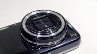 The inevitable Samsung Galaxy S5 Zoom may have a hexa-core chip and huge display