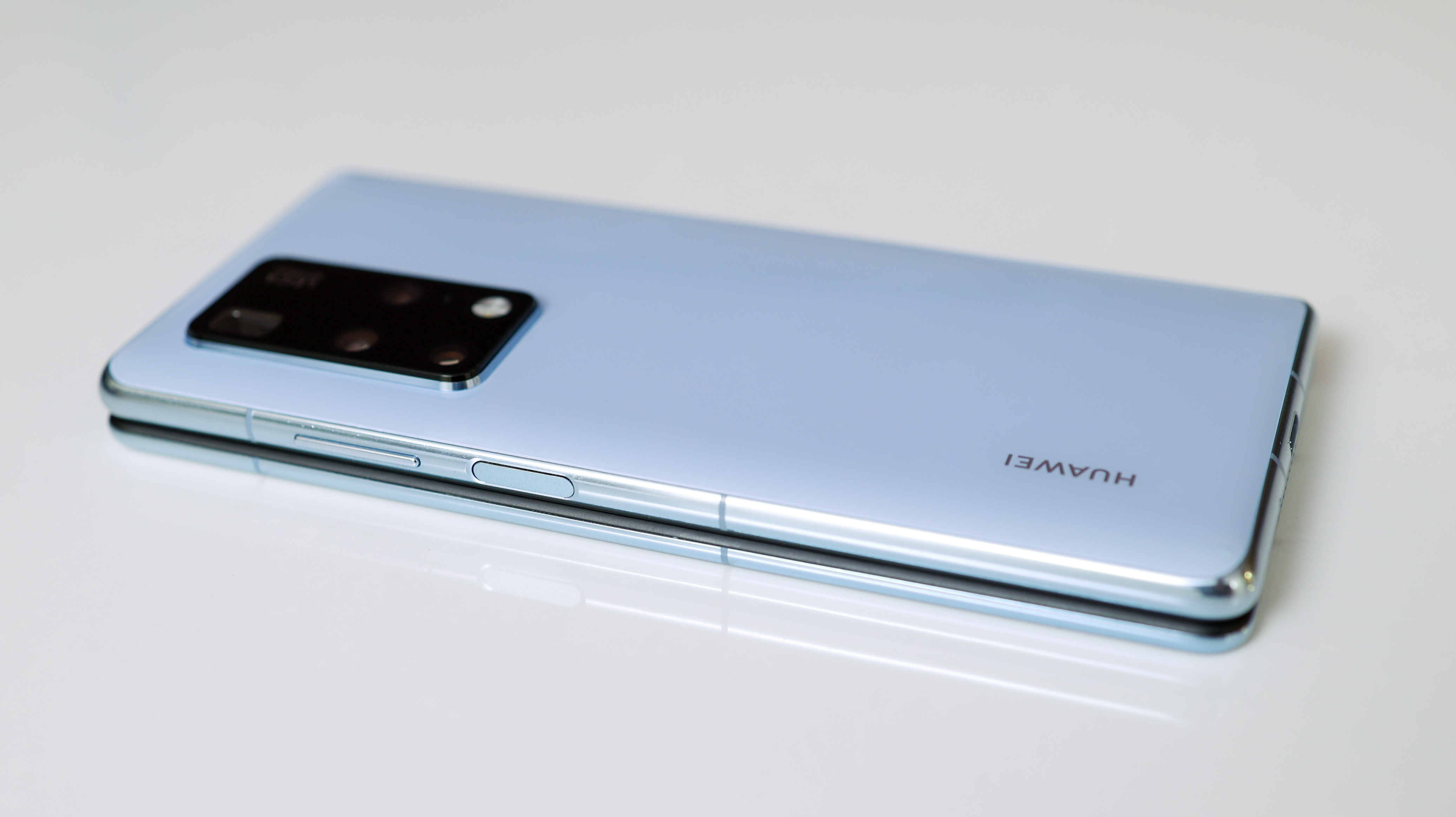 Huawei Mate X2