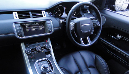Evoque interior
