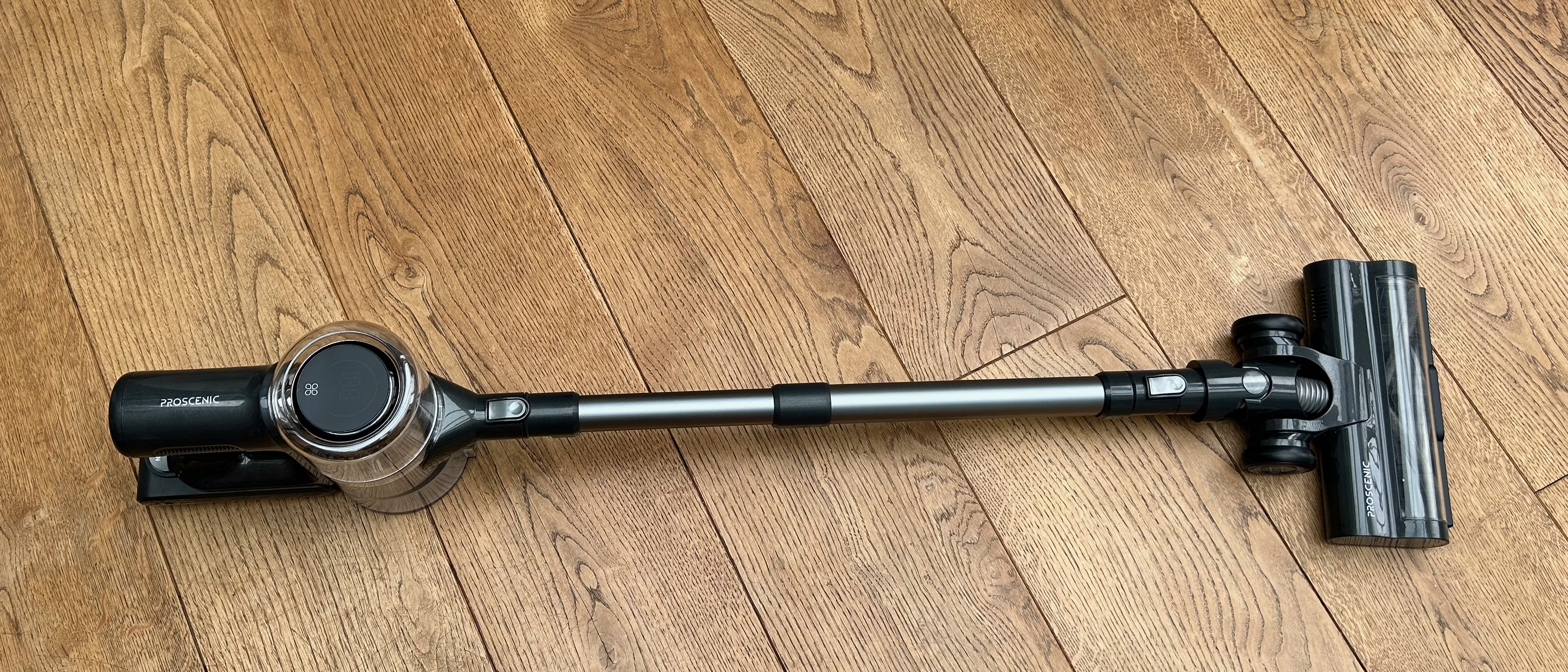 proscenic p12 being used on the hard floor