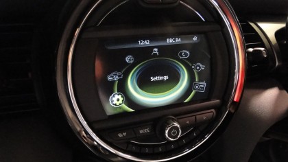MINI Connected