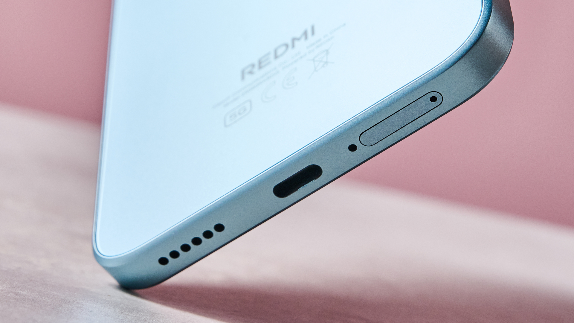 USB-C port on the Xiaomi Redmi Note 15 Pro 5G