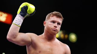 Canelo Alvarez raises his glove in preparation for the Canelo vs Jermell fight