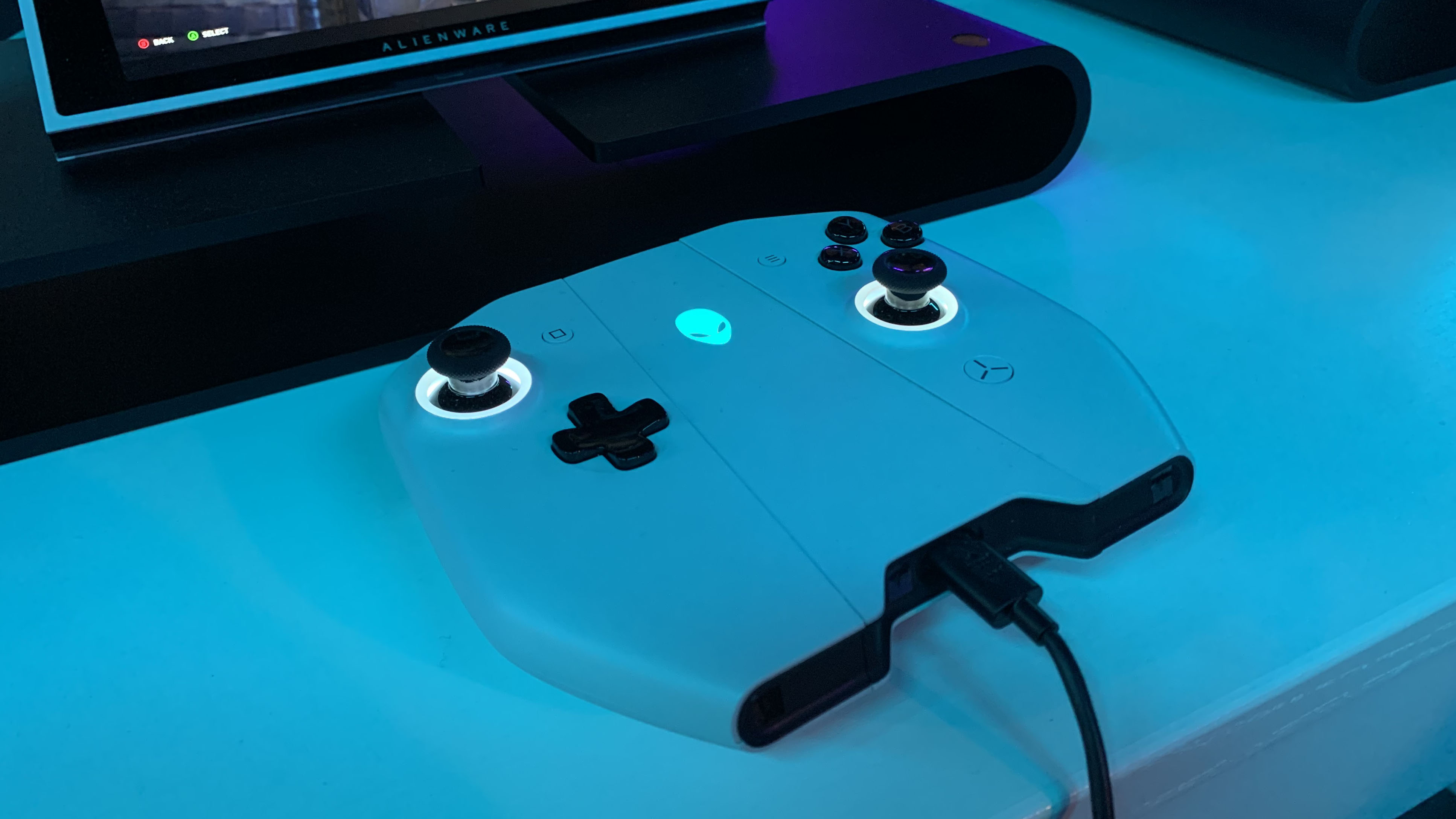 Alienware Concept UFO