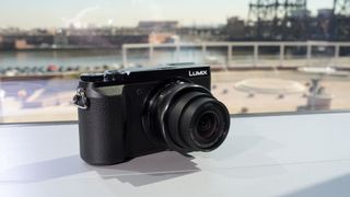 Panasonic GX80/GX85