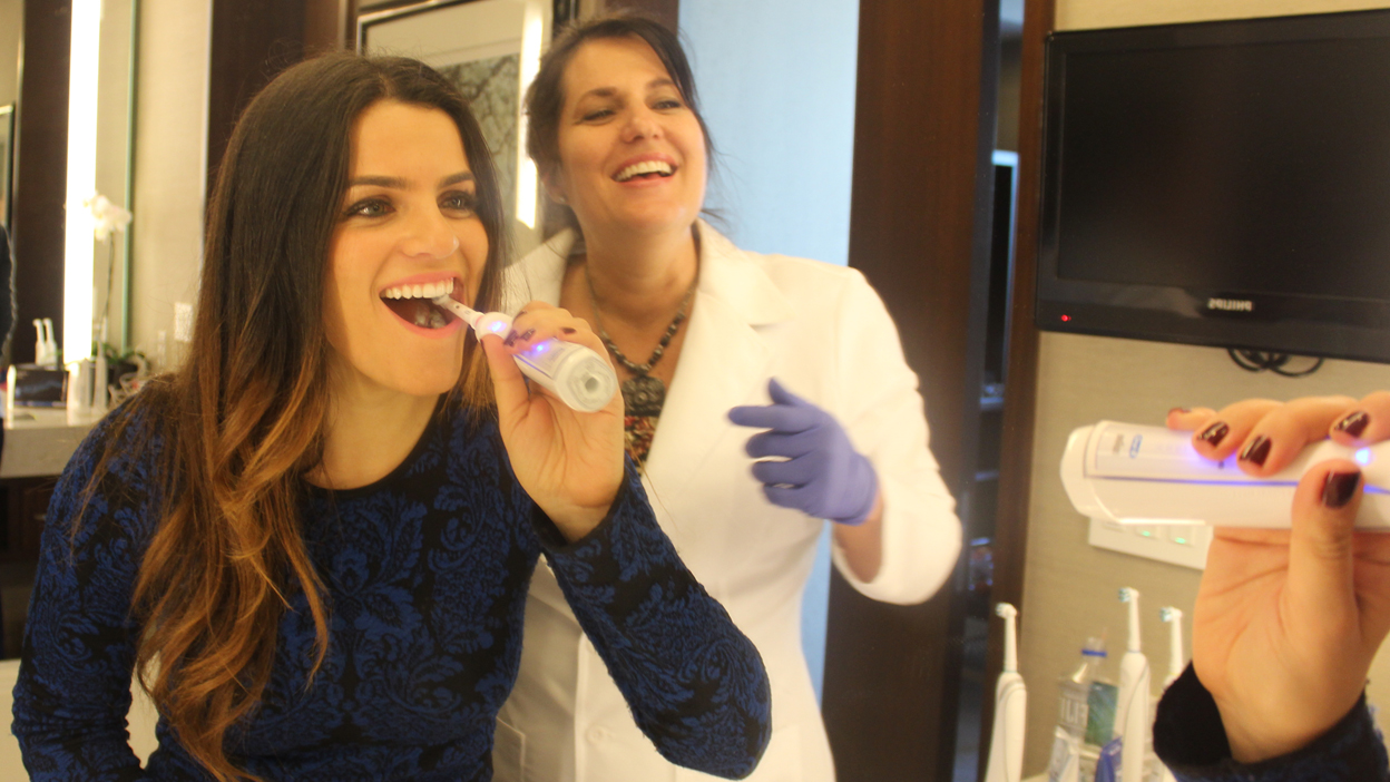 Oral B Pro 5000 electric toothbrush