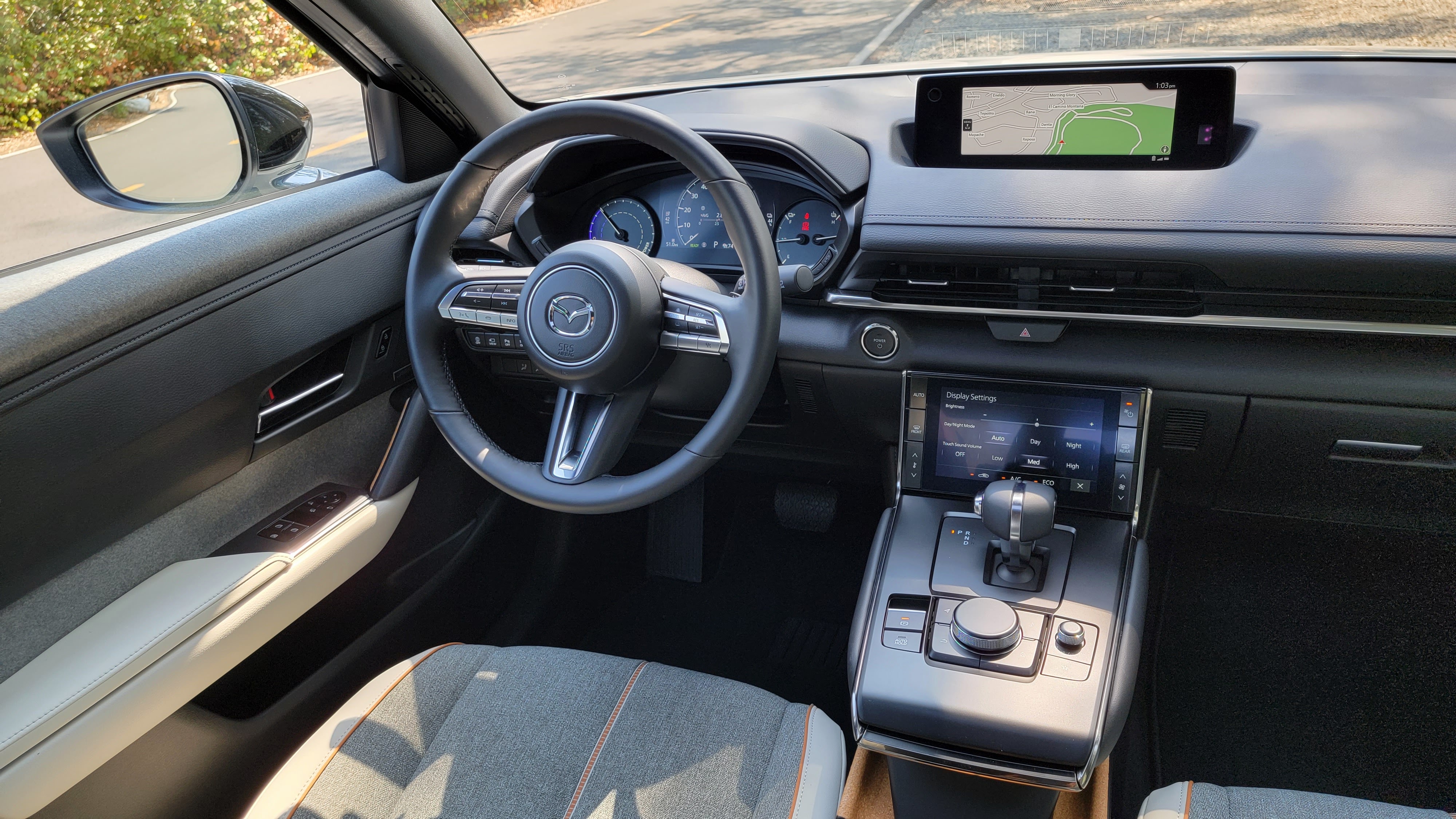 Mazda MX-30 wheel and infotainment