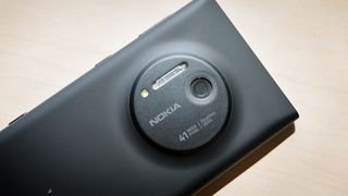 Microsoft's first act of business as Nokia owner? Cut the Lumia 1020 price