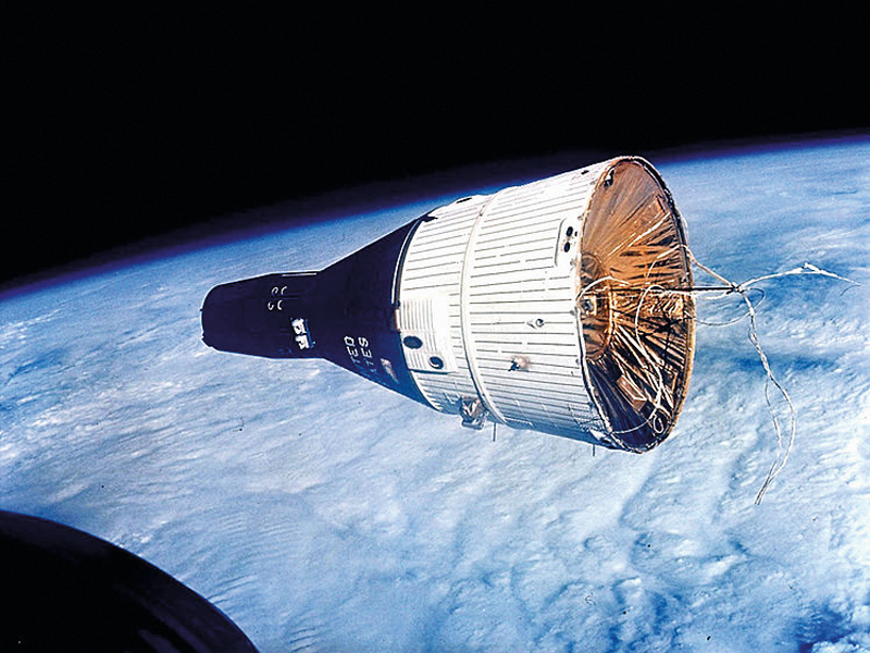 Gemini Moon Capsule