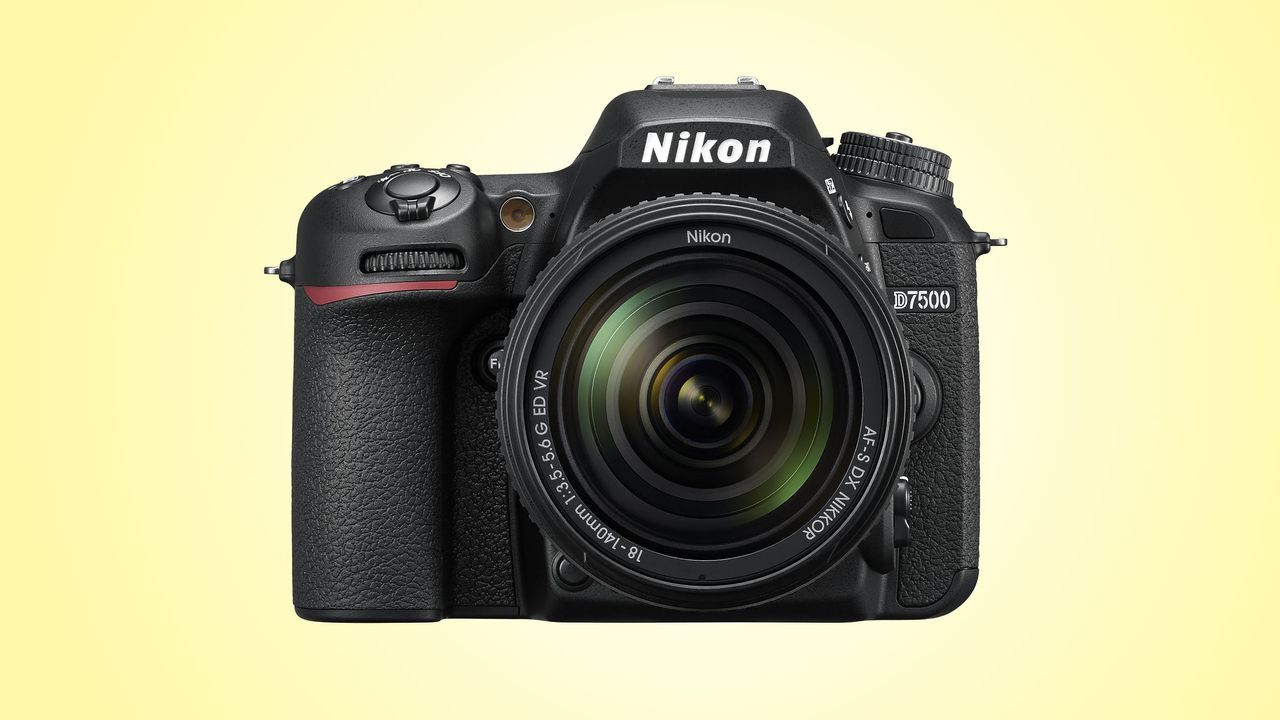Nikon D7500 front