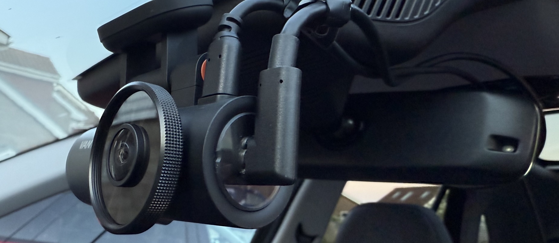 Vantrue Pilot 2 dash cam