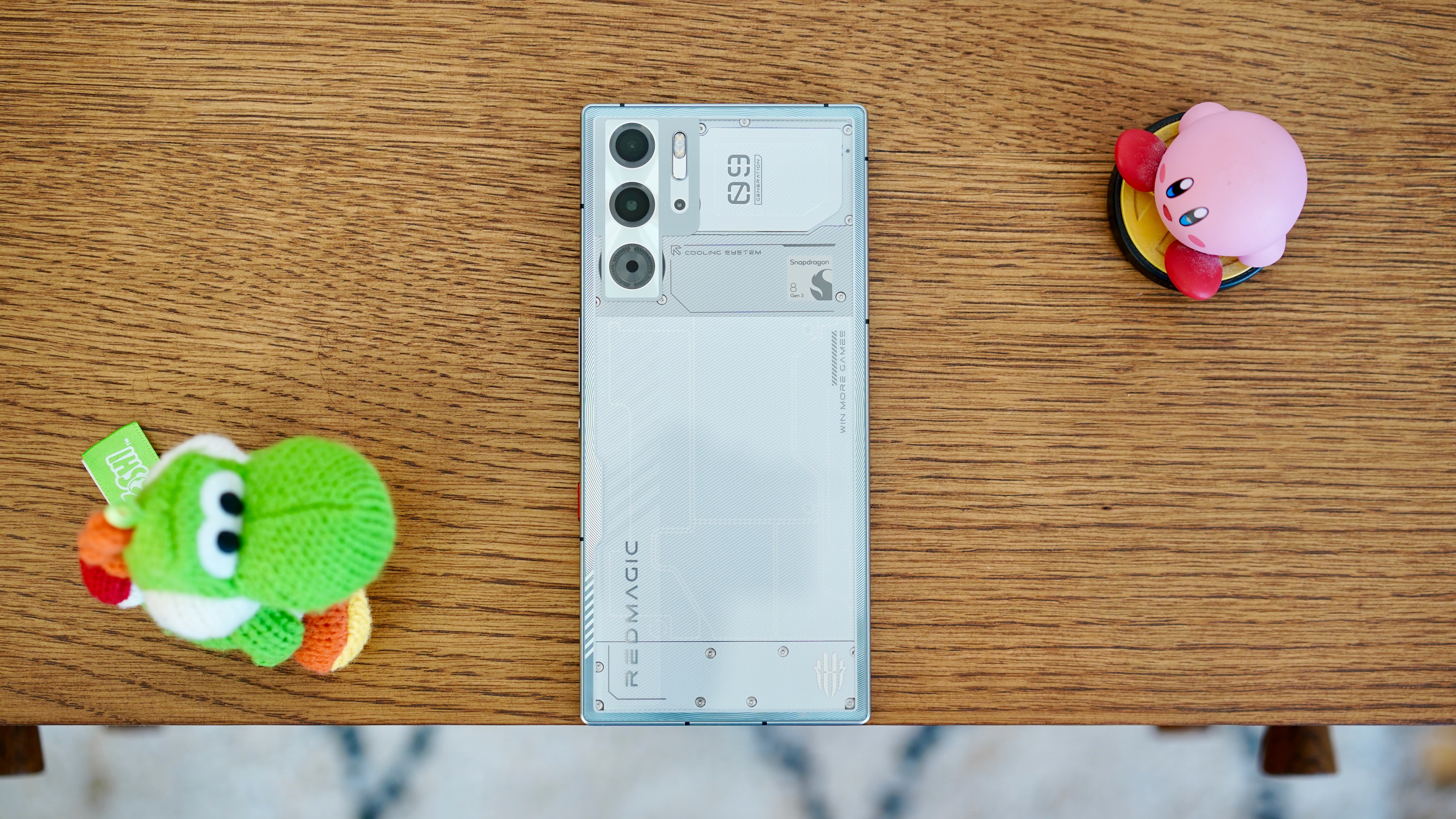 Nubia Red Magic 9 Pro review back table straight