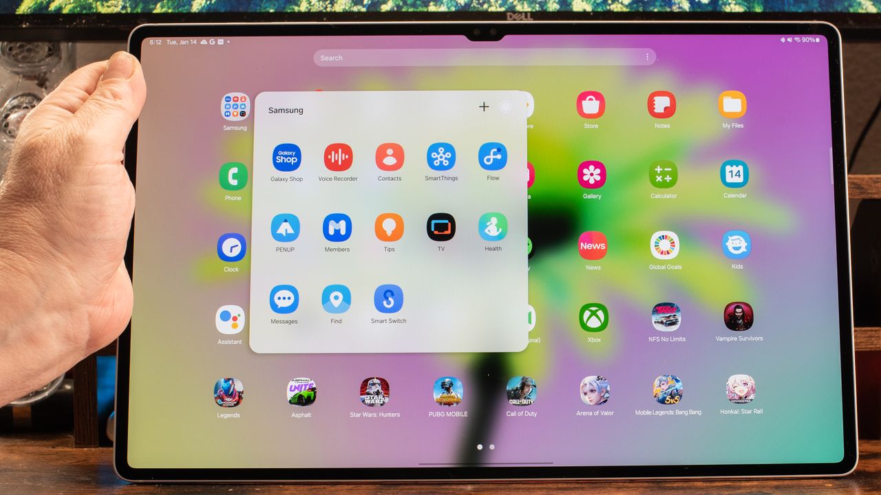Samsung Galaxy Tab S10 Ultra showing. allthe apps Samsung adds to the tablet under a Samsung folder