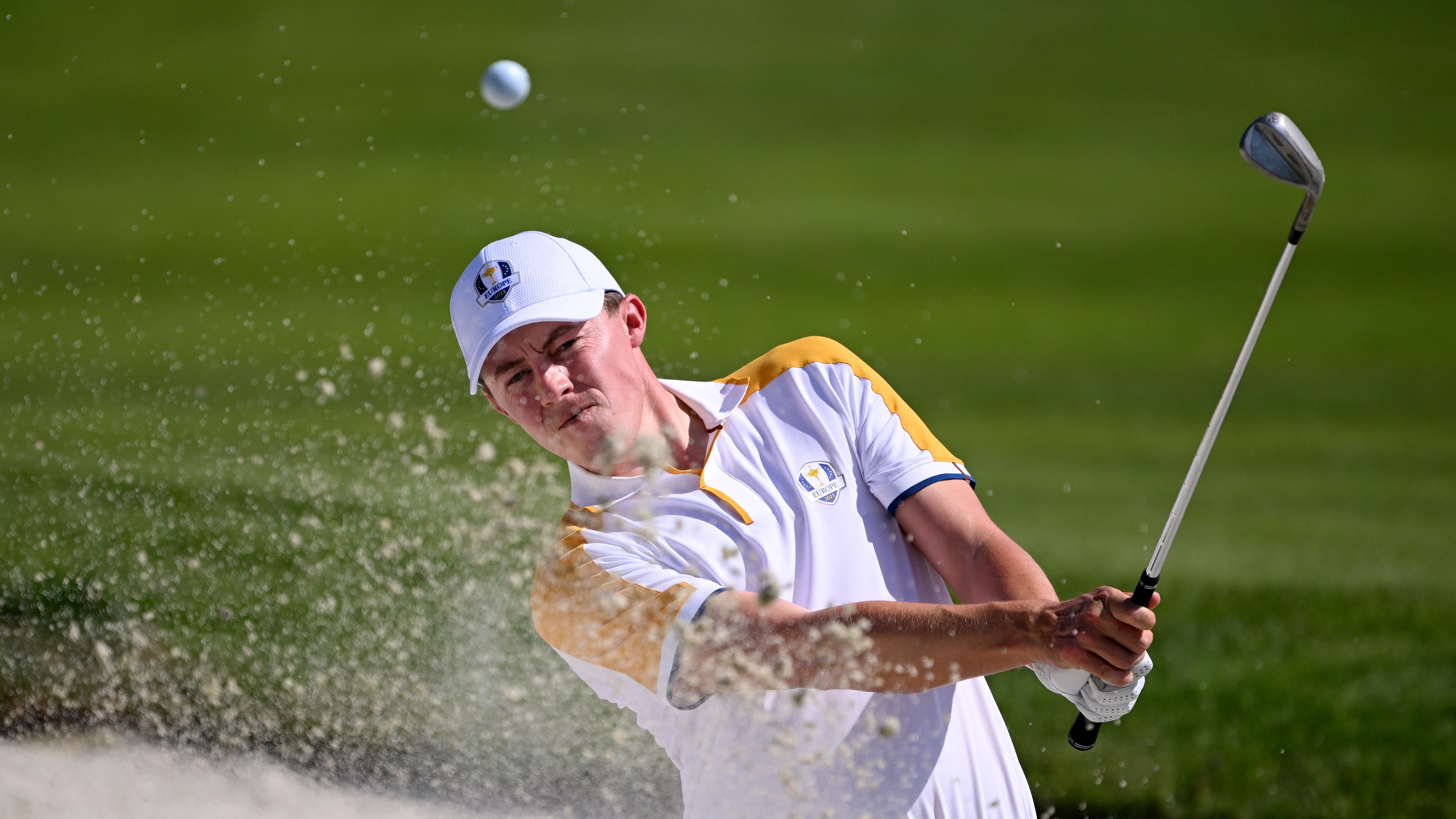 Matt Fitzpatrick of Team Europe plays a shot from a bunker on the eighth hole during a practice round prior to the 2023 Ryder Cup at Marco Simone Golf Club.