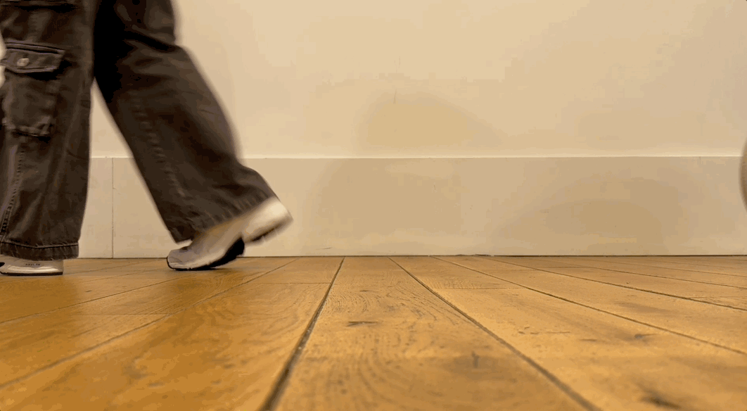 G1T4-M1N1 droid GIF