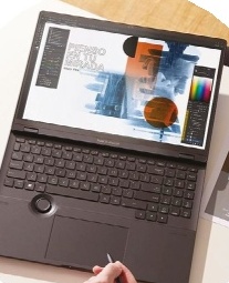 Example of the ProArt Studiobook 16 OLED's stylus and touchscreen in use