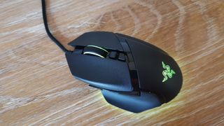 A top down view of the Razer Basilisk V3