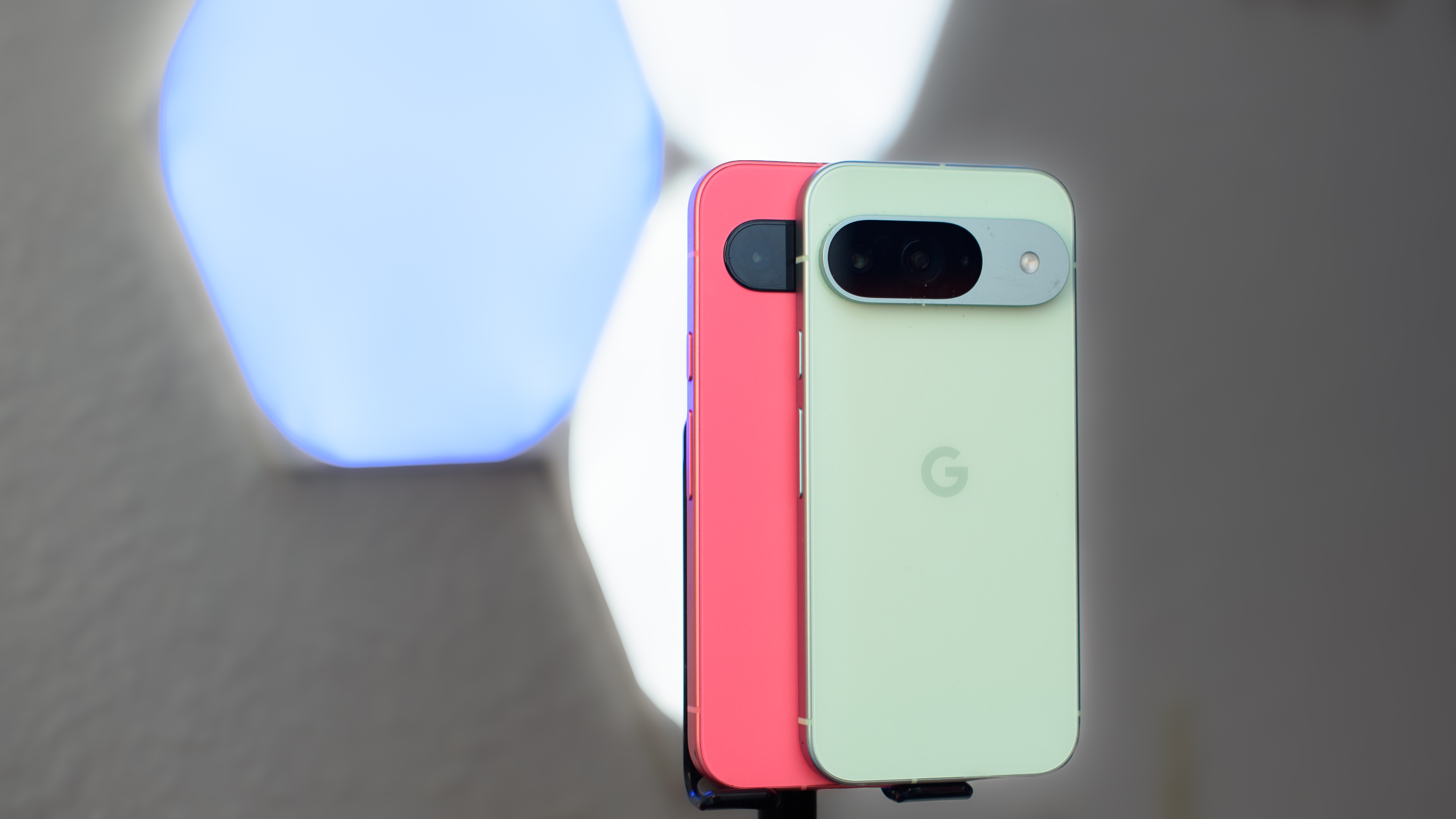 Google Pixel 9a in Peony pink