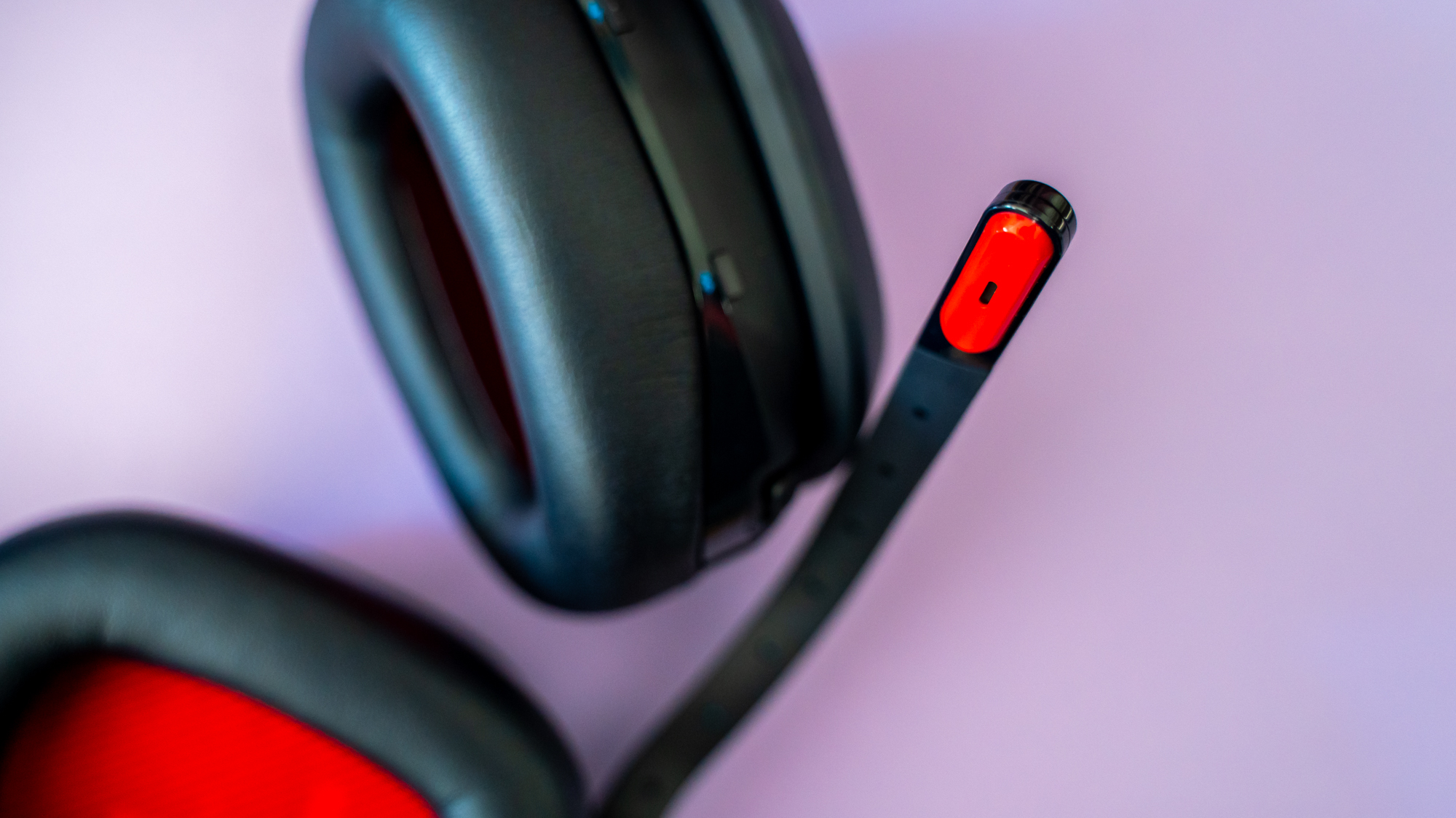 Astro A30 on a lavender desk mat