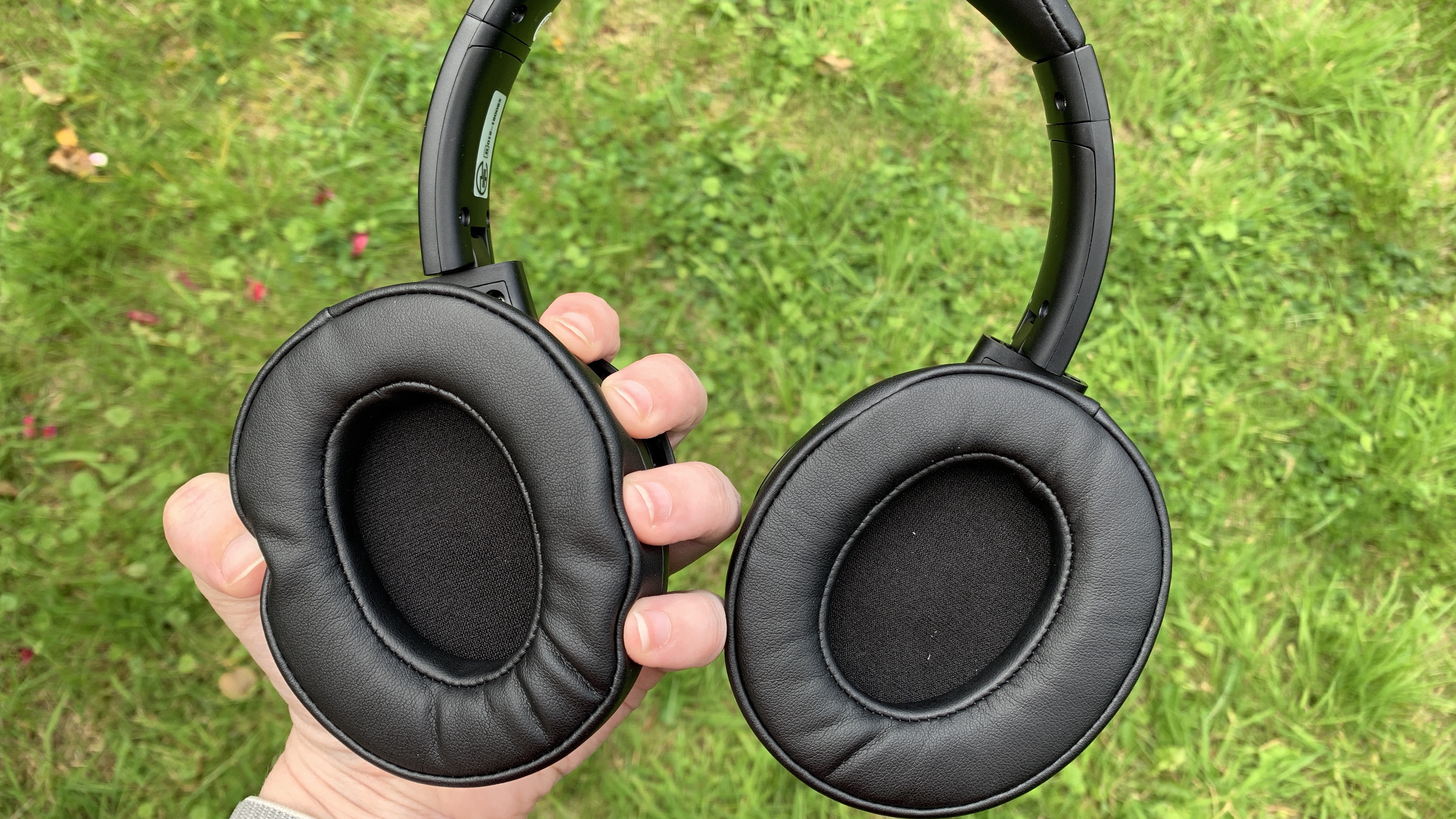 Mixcder E9