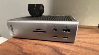 CalDigit TS4