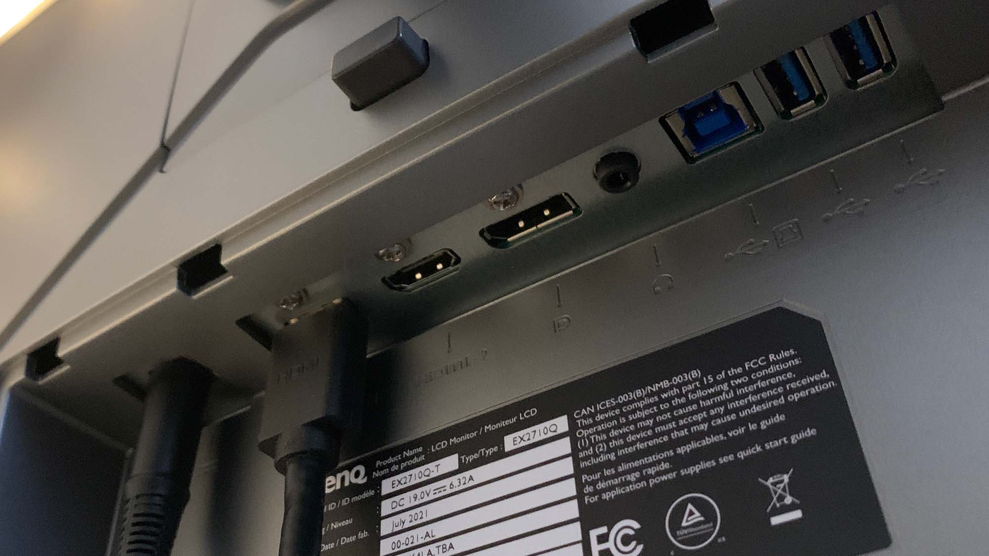 A BenQ EX2710Q gaming monitor