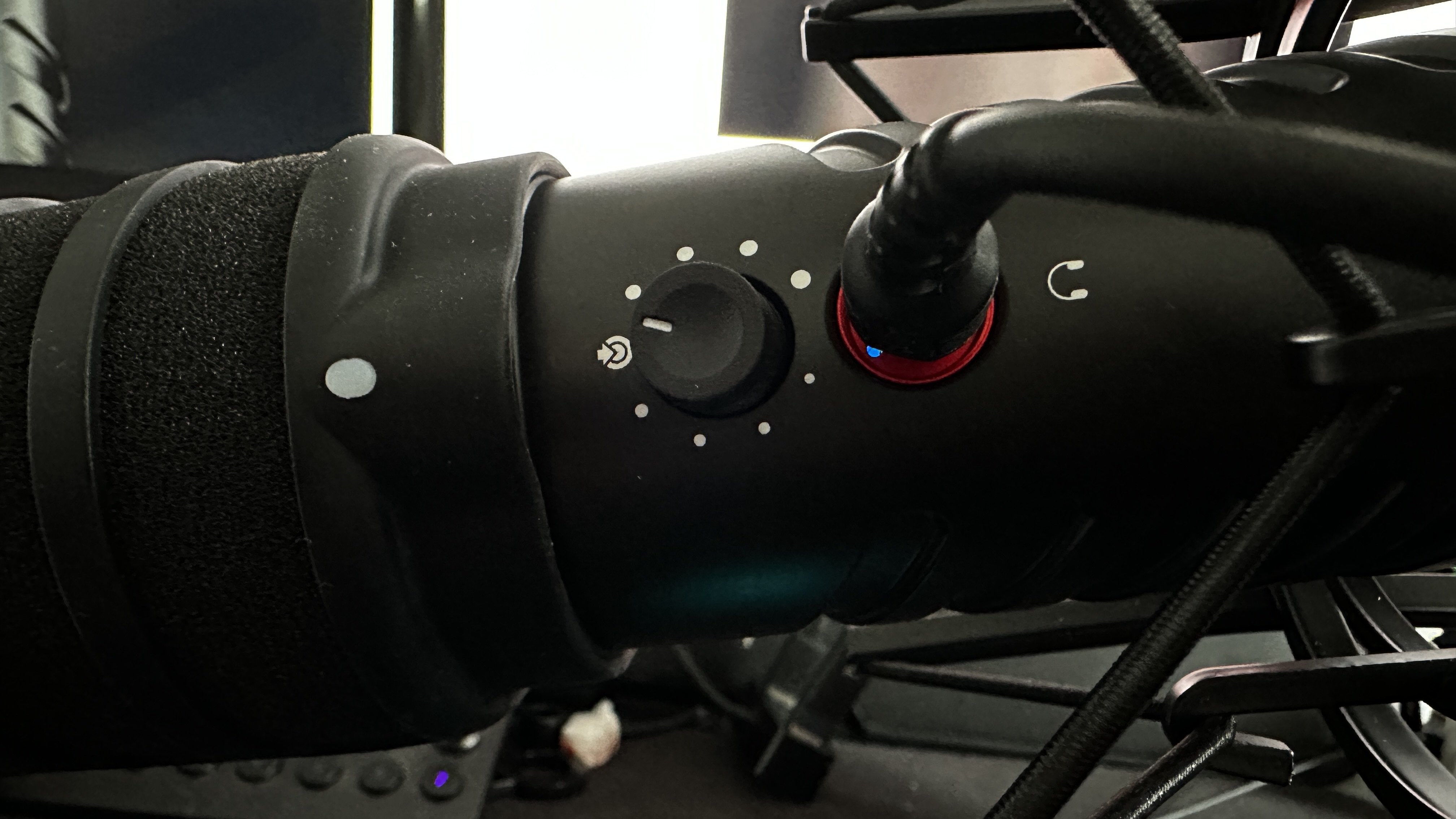 Rode X XDM-100 controls
