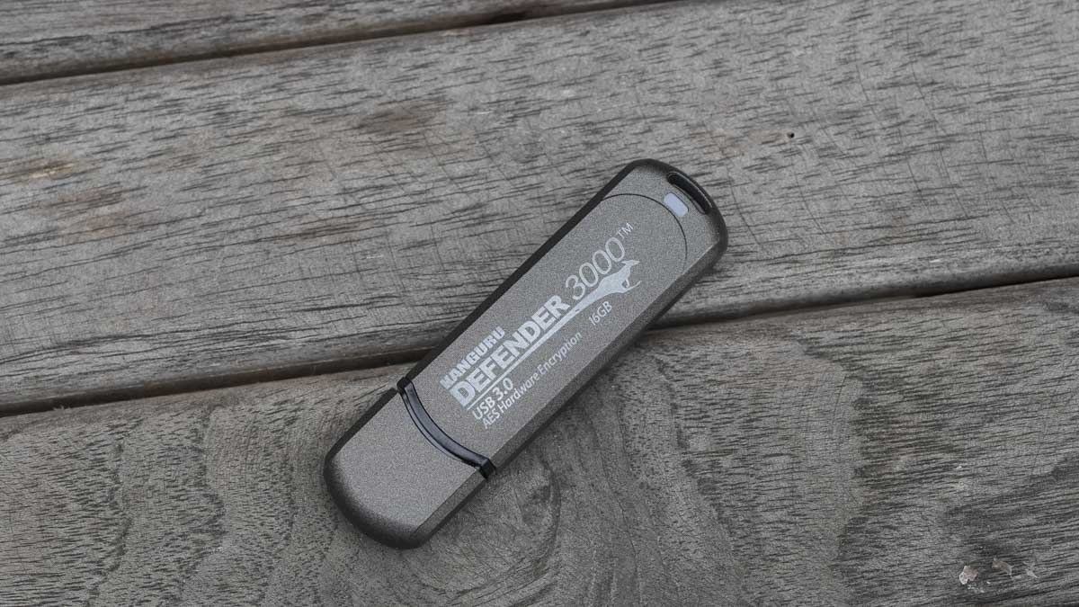 Kanguru Defender 3000