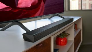 Samsung HW-Q60R Soundbar