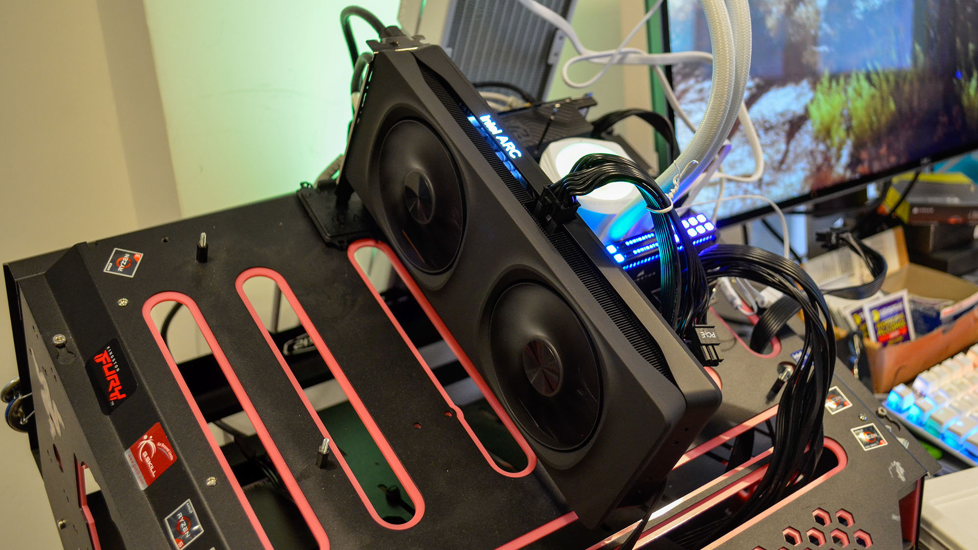 Intel Arc B580 performance