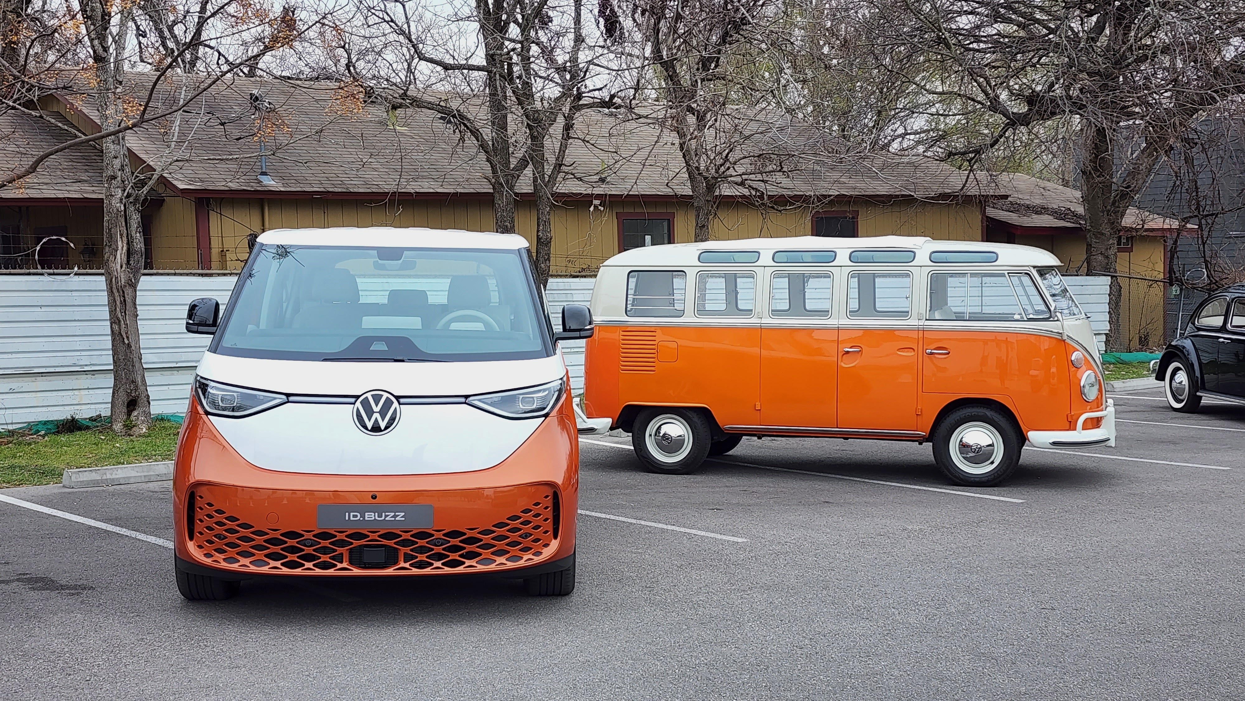 The new ID Buzz alongside the original VW Camper van