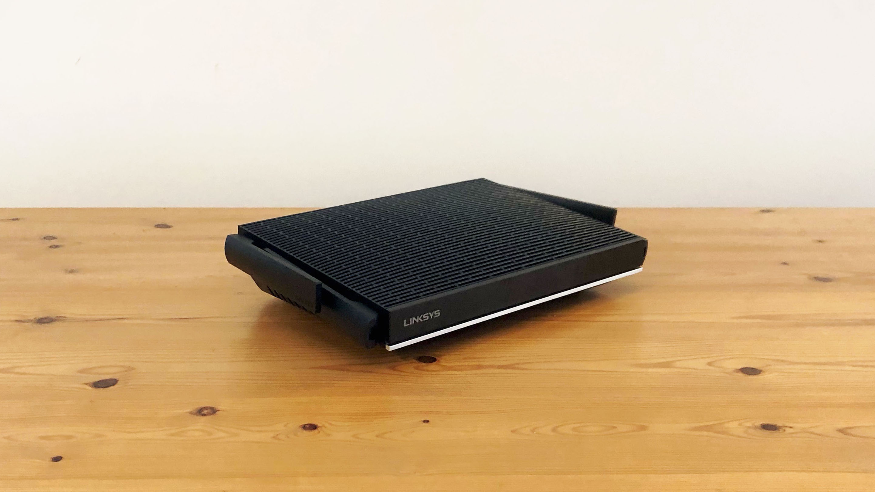 Linksys MR9600 Dual-Band Mesh Wi-Fi 6 Router