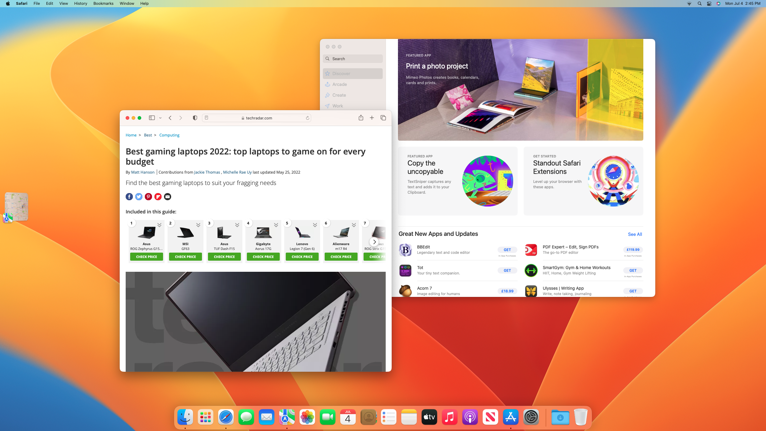 A group of apps on the stage in macOS Ventura's Stage Manager feature.