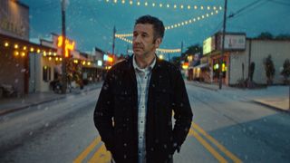 Chris O'Dowd in The Big Door Prize season 2