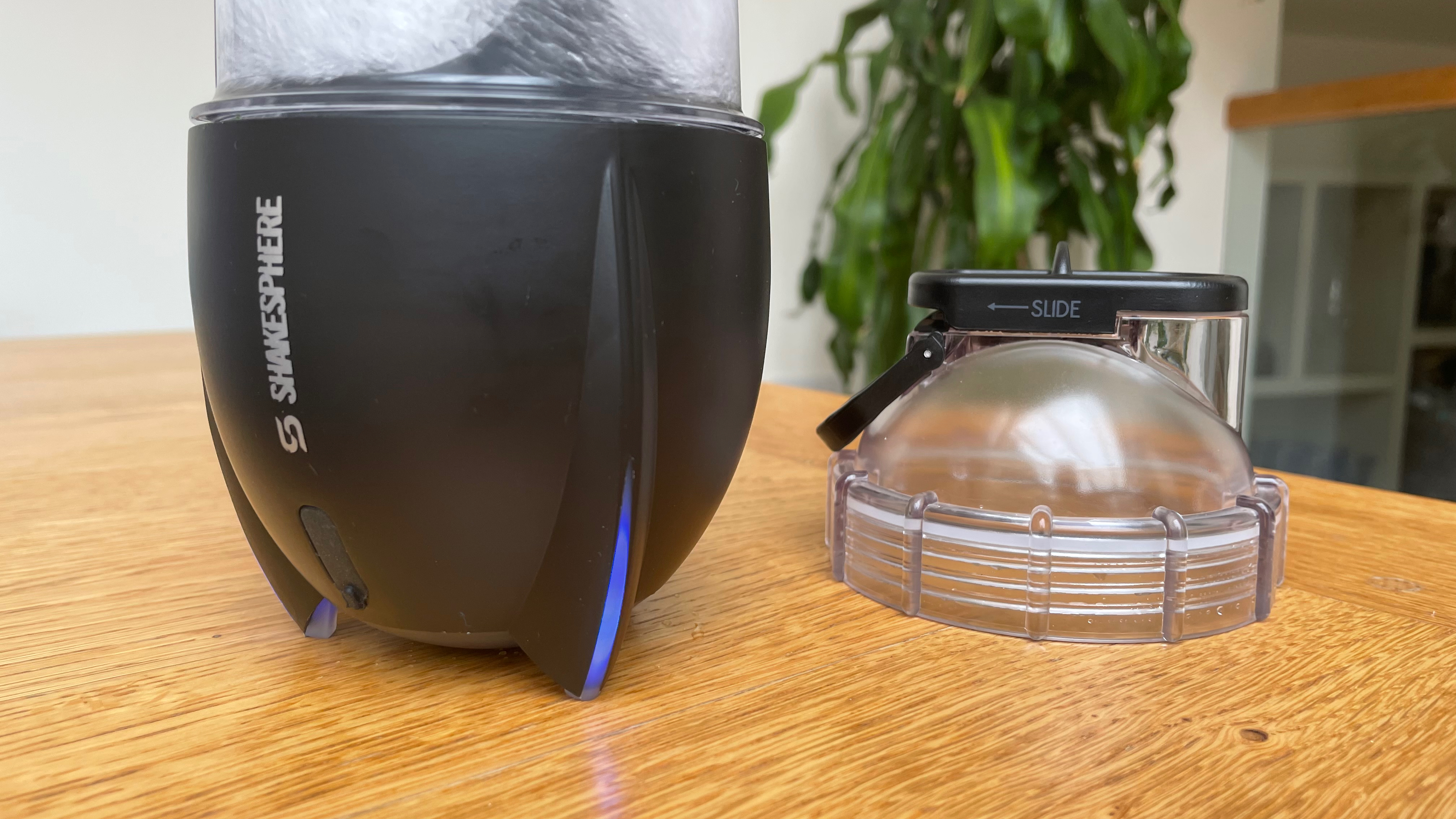 ShakeSphere Portable Blender E-Lid