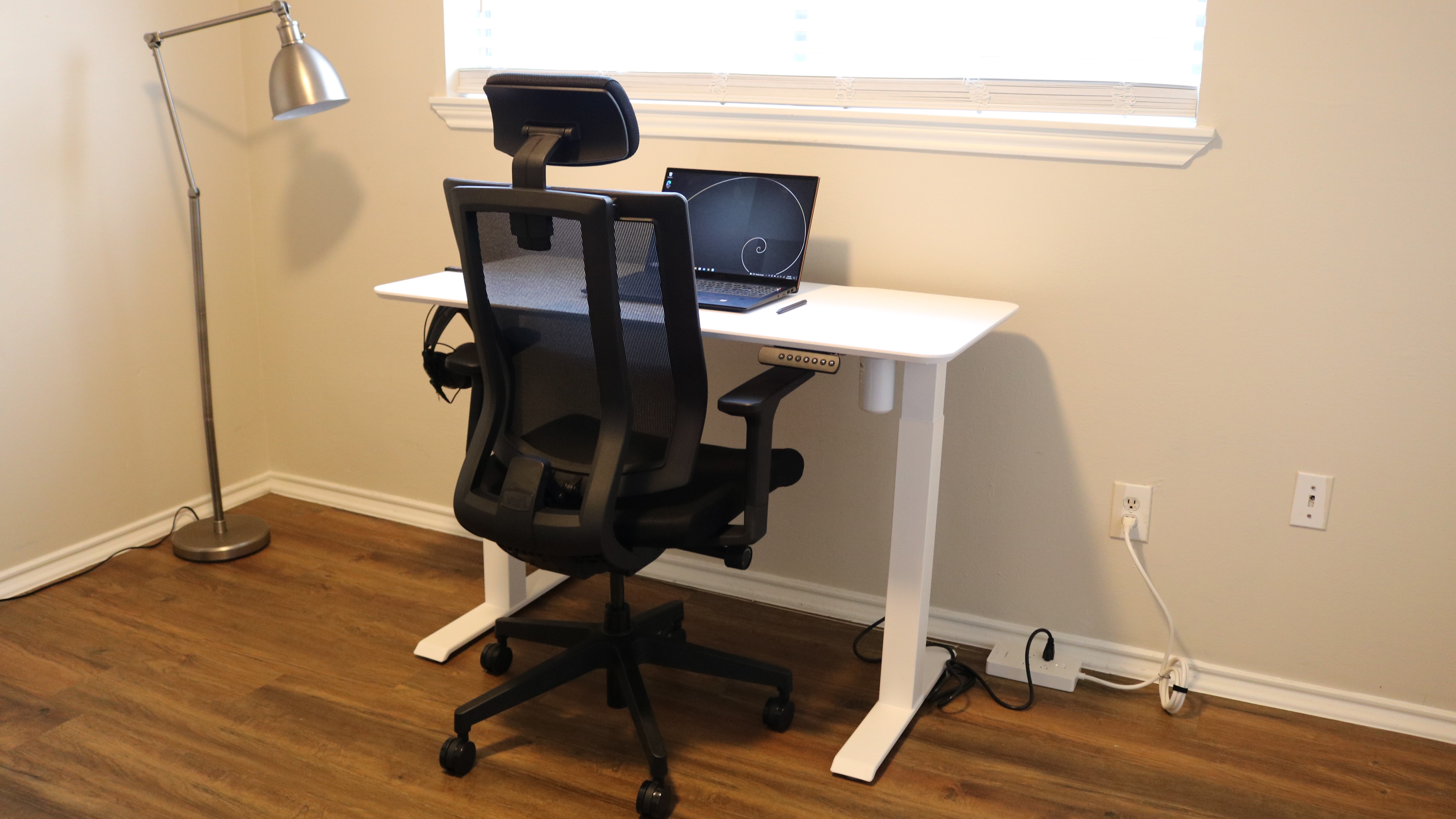 Vari Task Chair Review Listing