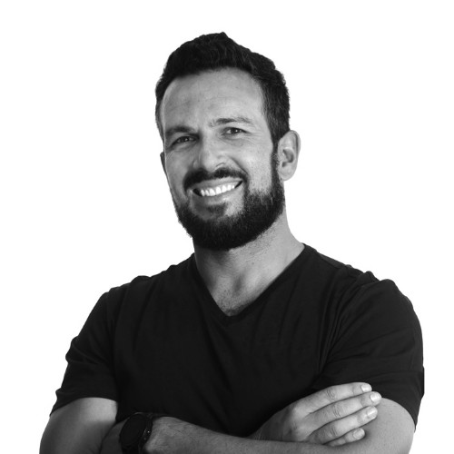Paul Azor&iacute;n