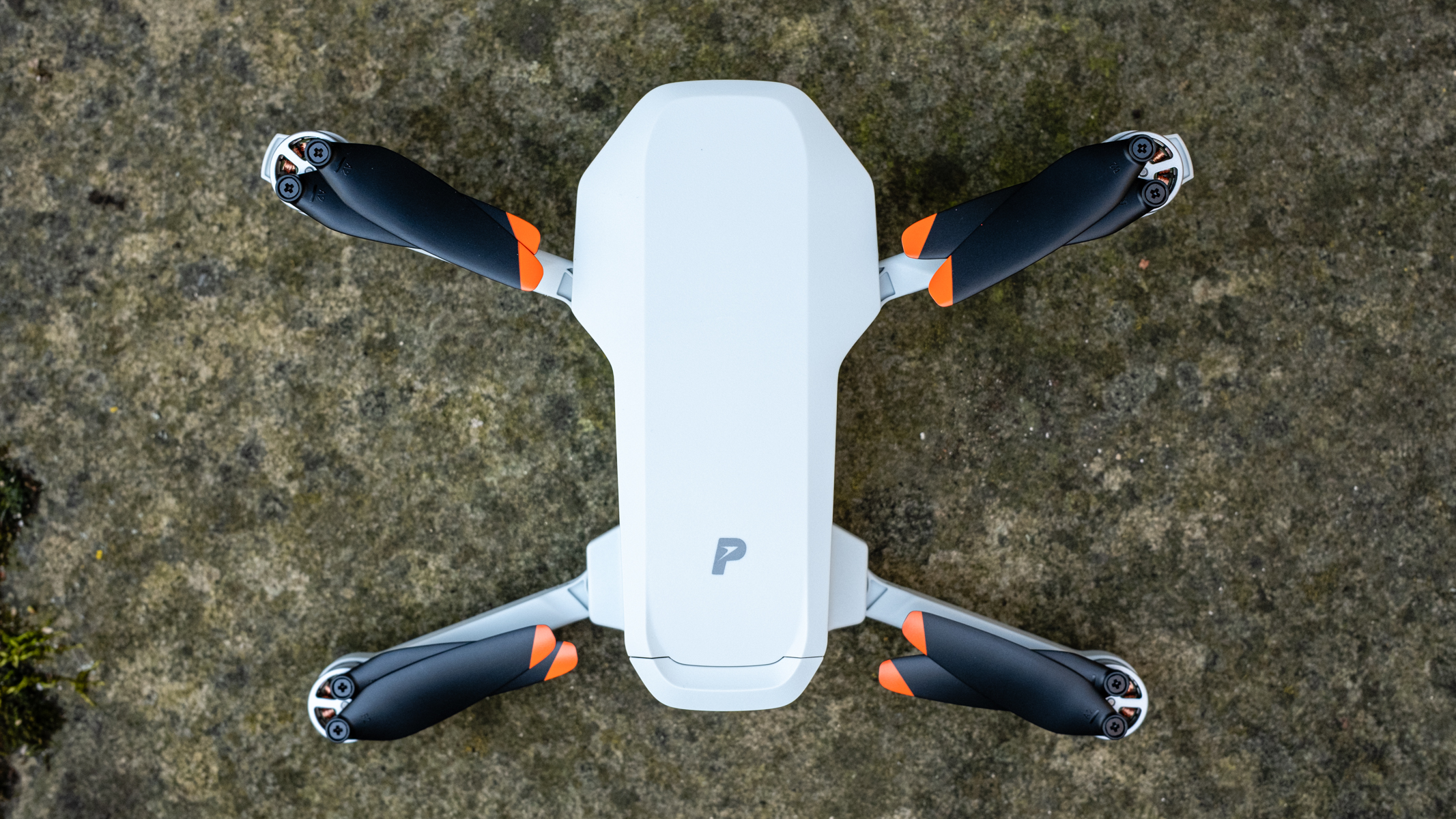 Potensic Atom 2 unfolded on stone